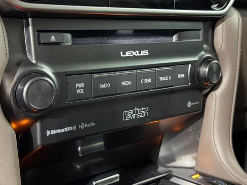 Used 2023 Lexus GX 460 Premium AWD/4WD image 4