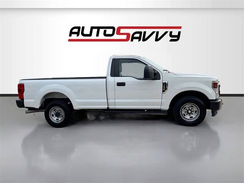 Used 2022 Ford F250 XL image 8