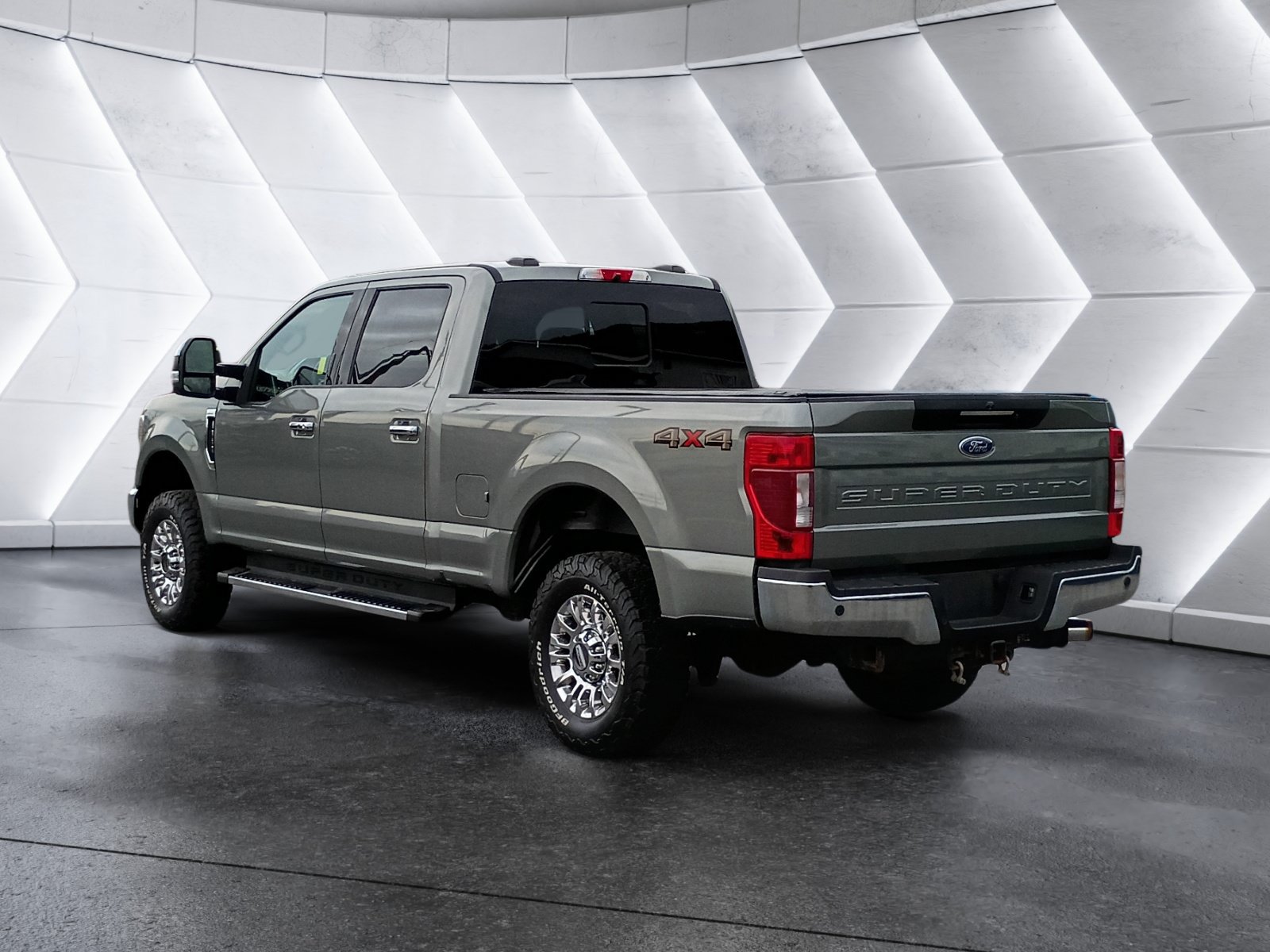 Used 2020 Ford F350 Lariat w/ Lariat Ultimate Package AWD/4WD image 5