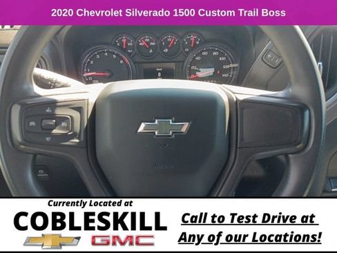 Used 2020 Chevrolet Silverado 1500 Custom Trail Boss w/ Custom Convenience Package AWD/4WD image 19
