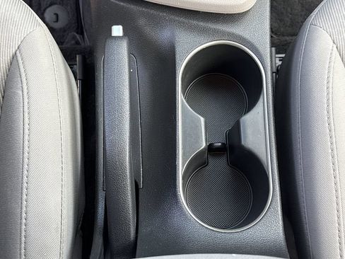 Used 2018 Hyundai Elantra Value Edition image 38