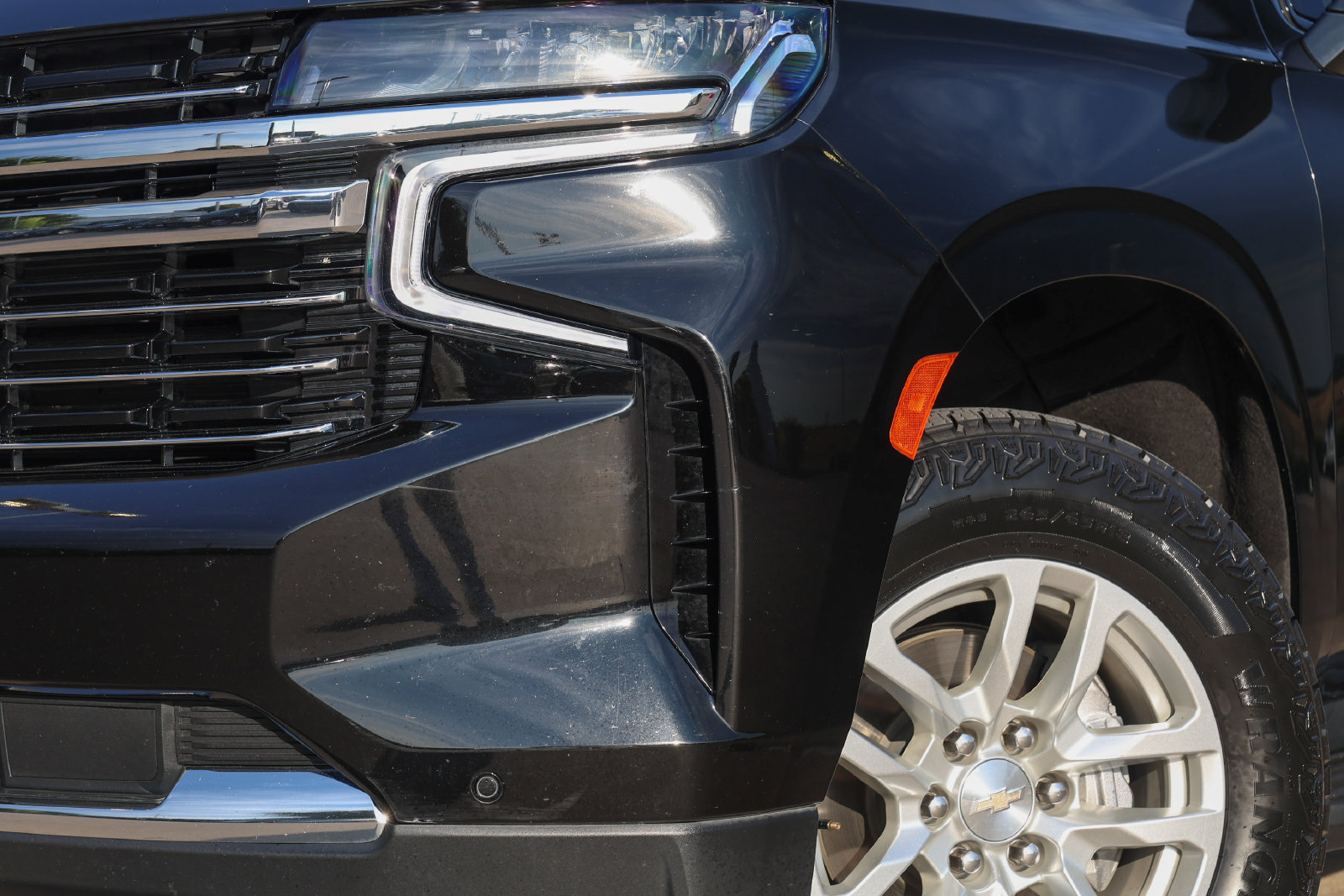 Used 2024 Chevrolet Tahoe LT RWD image 11