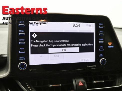 Used 2021 Toyota C-HR LE FWD image 18