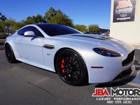 Used 2015 Aston Martin V12 Vantage S image 2