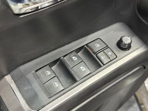 Used 2021 Toyota Tacoma TRD Sport image 18