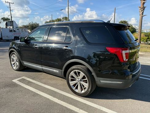 Used 2018 Ford Explorer Limited image 12