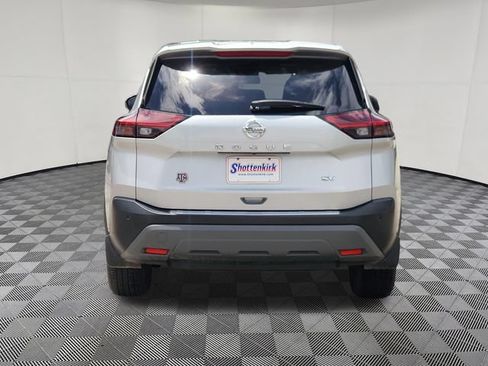 Used 2021 Nissan Rogue SV FWD image 6