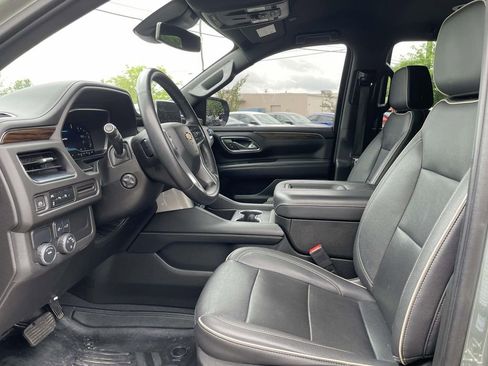 Used 2023 Chevrolet Tahoe Premier RWD image 15