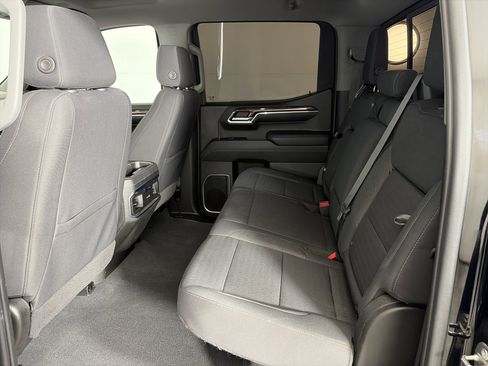 Certified 2022 GMC Sierra 1500 Elevation w/ Preferred Package image 7