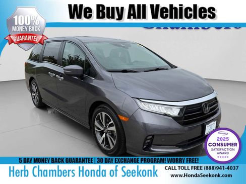 Used 2023 Honda Odyssey Touring image 1
