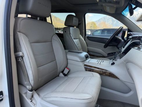 Used 2015 GMC Yukon XL Denali w/ Premium Package image 20