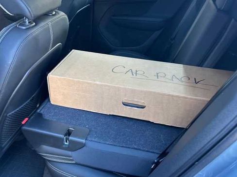 Used 2023 Volvo C40 P8 Recharge Ultimate w/ Protection Package Premier image 5