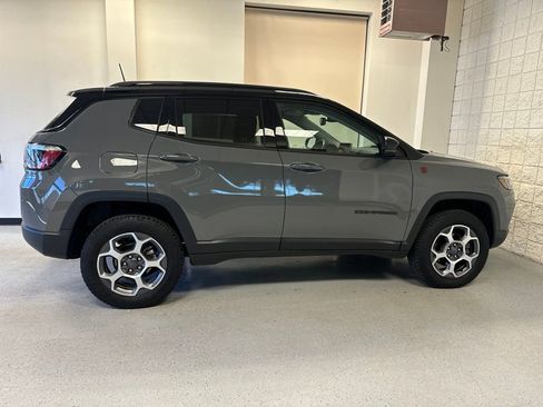 Used 2022 Jeep Compass Trailhawk w/ Trailhawk Convenience Group AWD/4WD image 25