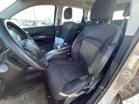 Used 2015 Dodge Journey American Value Package FWD image 9