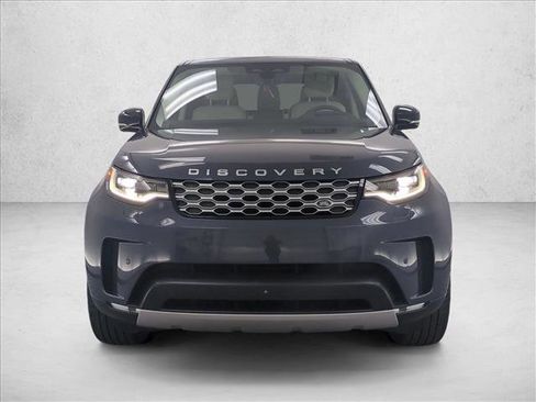 Certified 2025 Land Rover Discovery S AWD/4WD image 6