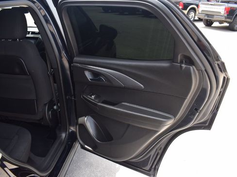 Used 2021 Chevrolet TrailBlazer LT w/ Convenience Package FWD image 13