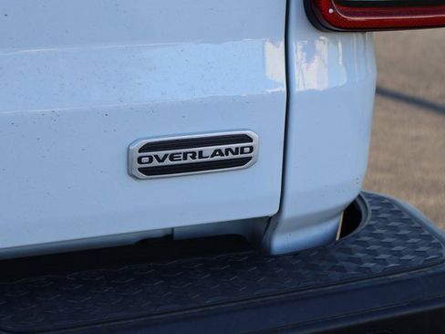 Used 2021 Jeep Gladiator Overland w/ Popular Equipment Package image 16