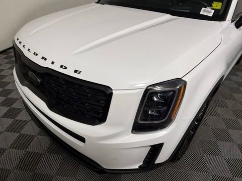 Used 2021 Kia Telluride SX w/ SX Prestige Package AWD/4WD image 9