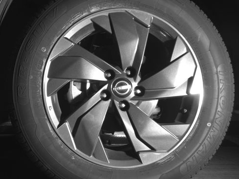 Used 2025 Nissan Rogue SV AWD/4WD image 12