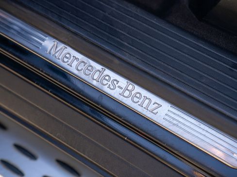 Used 2015 Mercedes-Benz GL 320 BlueTEC 4MATIC image 12