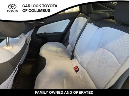 Used 2020 Toyota Prius LE image 14