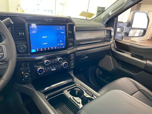 New 2026 Ford F350 Lariat w/ Lariat Ultimate Package AWD/4WD image 12