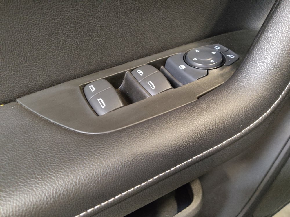 Used 2025 Chevrolet Blazer LT FWD image 27