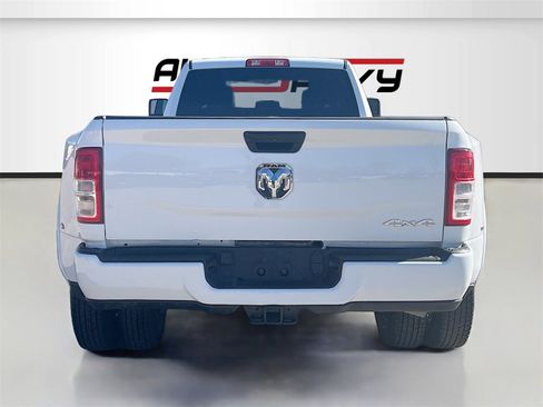 Used 2024 RAM 3500 Tradesman w/ Chrome Appearance Group image 6