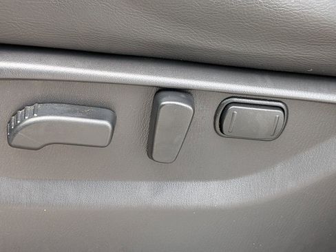 Used 2022 Nissan Armada SL w/ Midnight Edition Package image 21