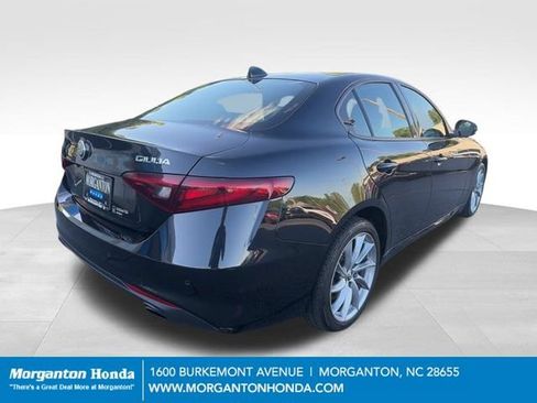 Used 2023 Alfa Romeo Giulia Sprint AWD/4WD image 8