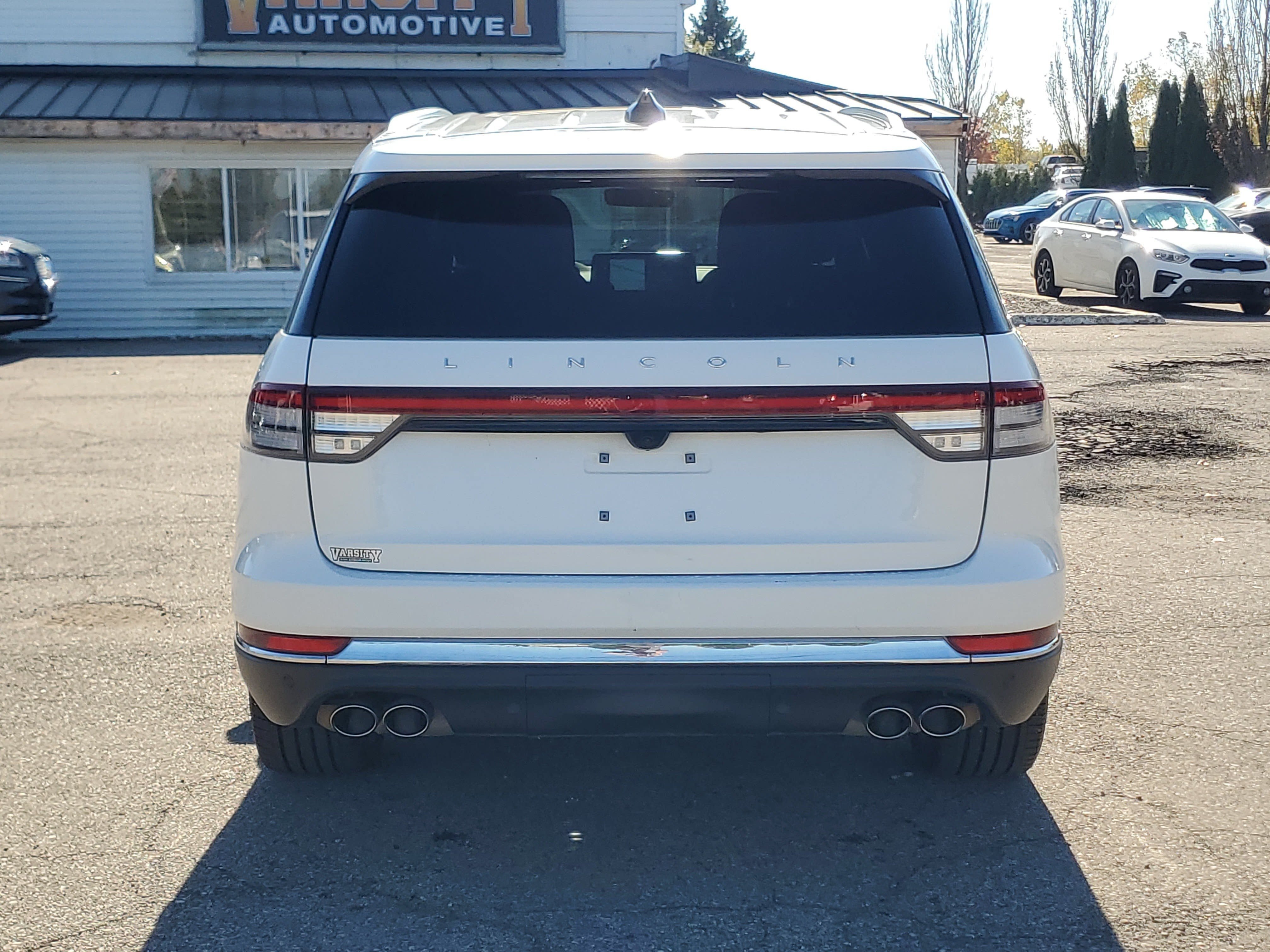 Used 2025 Lincoln Aviator Reserve w/ Equipment Group 201A AWD/4WD image 5