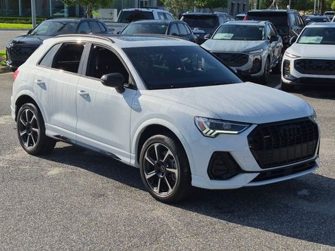 Used 2025 Audi Q3 2.0T Premium Plus w/ Premium Plus Package AWD/4WD image 3