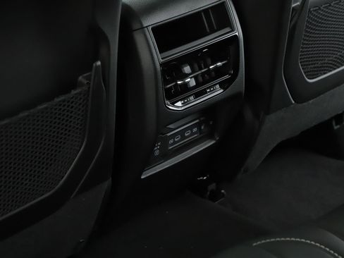 New 2026 Jeep Grand Cherokee Limited w/ Limited Altitude Package AWD/4WD image 6