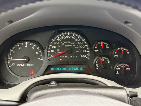 Used 2008 Chevrolet TrailBlazer LT w/ Sun And Sound Package RWD image 30