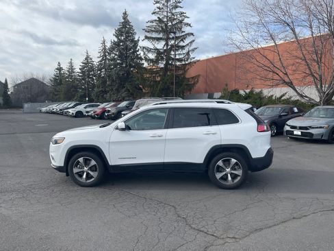 Used 2020 Jeep Cherokee Limited w/ Technology Group image 4