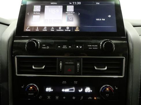 Used 2024 INFINITI QX80 Luxe image 21