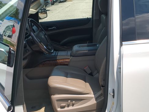 Used 2016 Chevrolet Tahoe LTZ RWD image 11