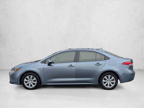 Used 2023 Toyota Corolla LE image 9