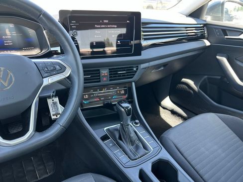 Used 2025 Volkswagen Jetta S FWD image 30