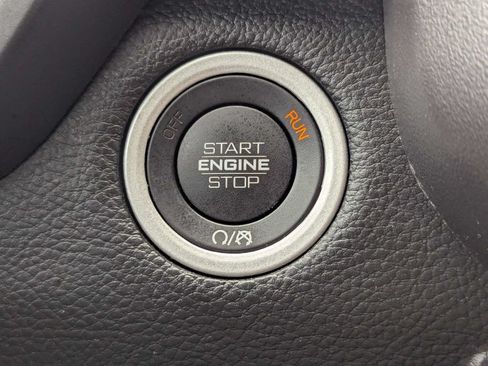 Used 2025 RAM 1500 Big Horn AWD/4WD image 28