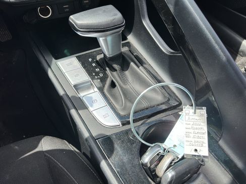 Used 2022 Hyundai Elantra SEL w/ Convenience Package FWD image 32