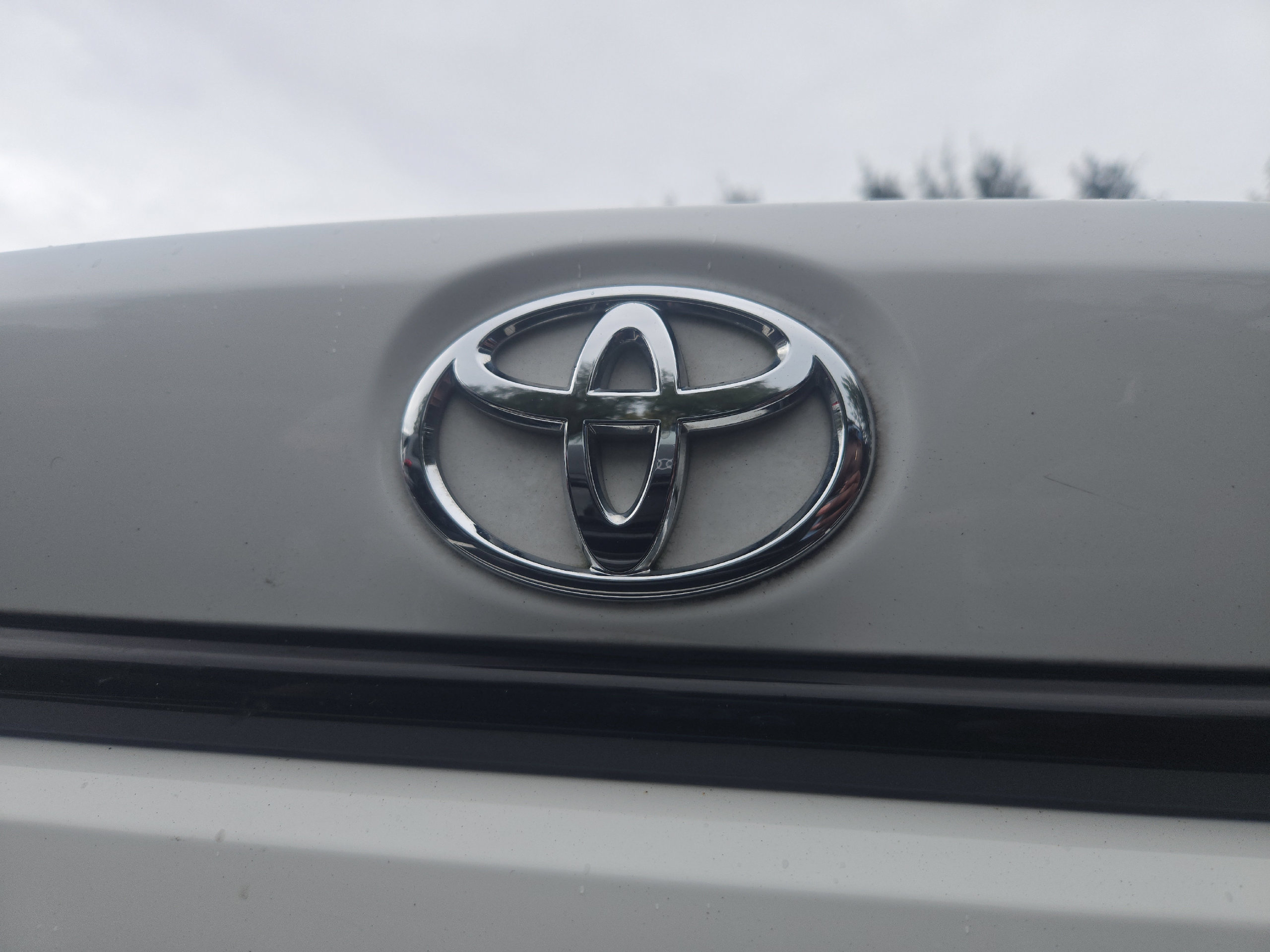 Used 2024 Toyota Corolla LE FWD image 13
