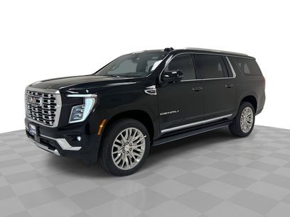 New 2026 GMC Yukon XL Denali w/ Sun & Power Step Package