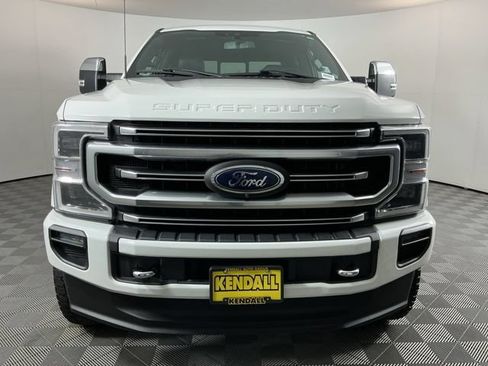 Used 2022 Ford F350 Platinum AWD/4WD image 2