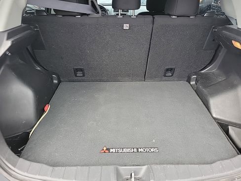 Used 2017 Mitsubishi Outlander Sport ES image 16