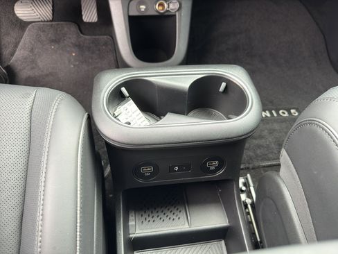 Used 2023 Hyundai Ioniq 5 Limited image 20