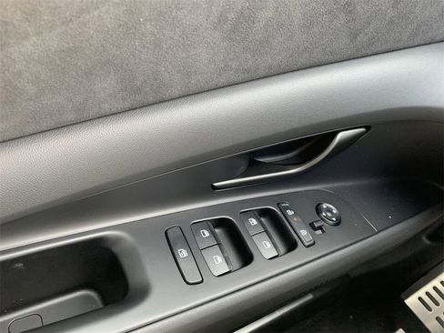 New 2025 Hyundai Elantra N image 9