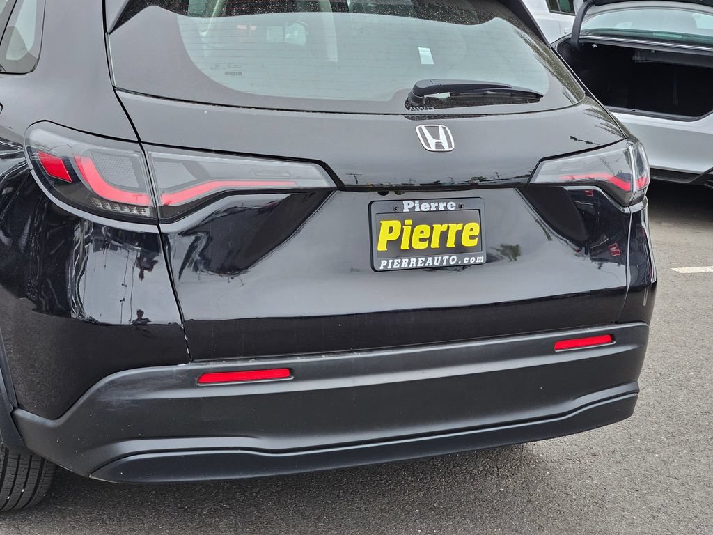 Used 2024 Honda HR-V LX image 10
