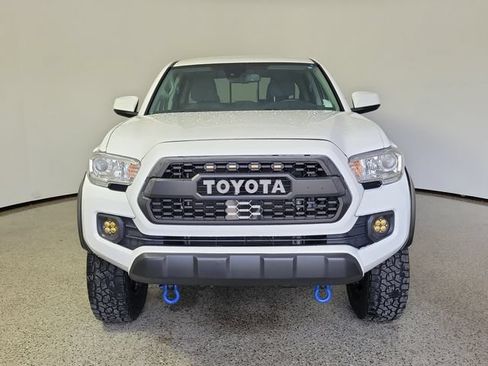 Used 2023 Toyota Tacoma SR5 RWD image 3