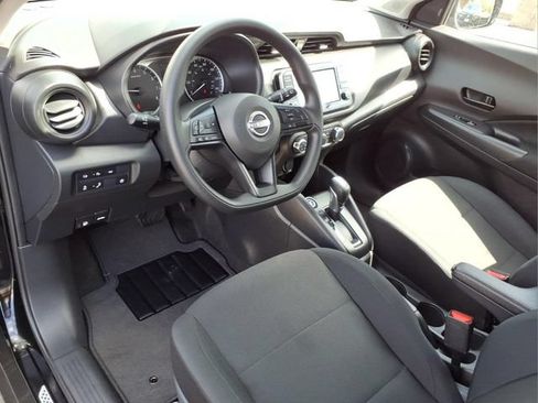 Certified 2025 Nissan Kicks Play S FWD image 13